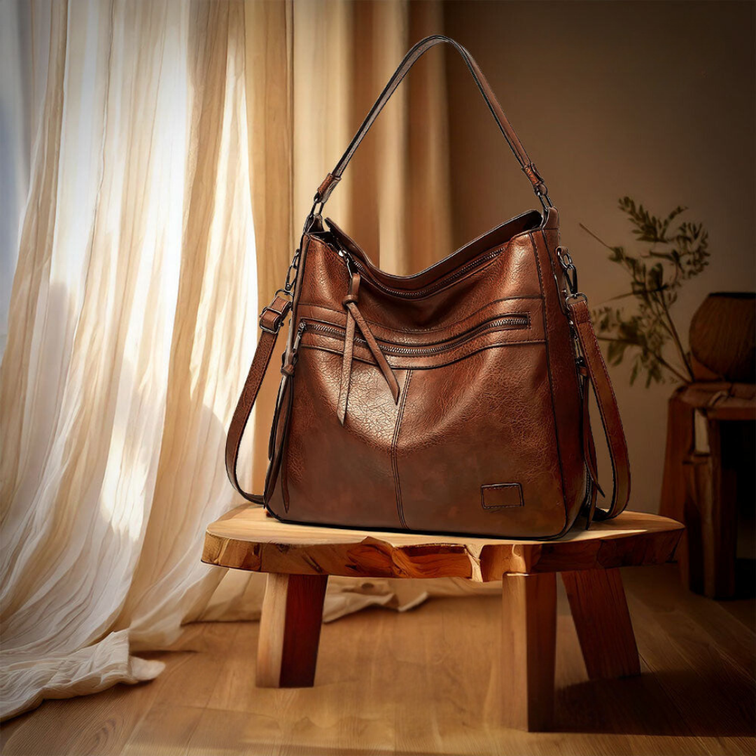 Lila | Opulent Handbag in Timeless Design