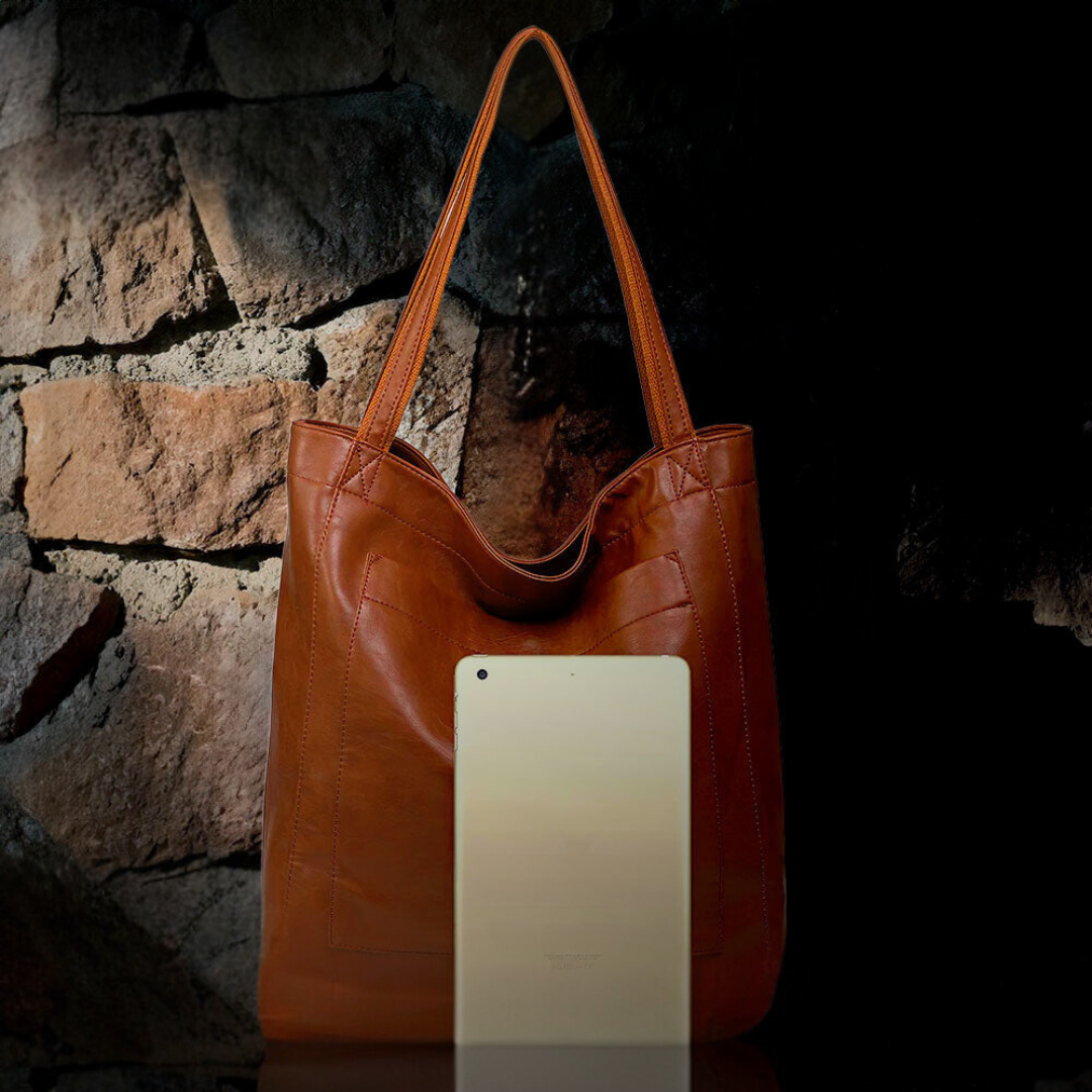 Lila | Sleek Urban Chic Bag