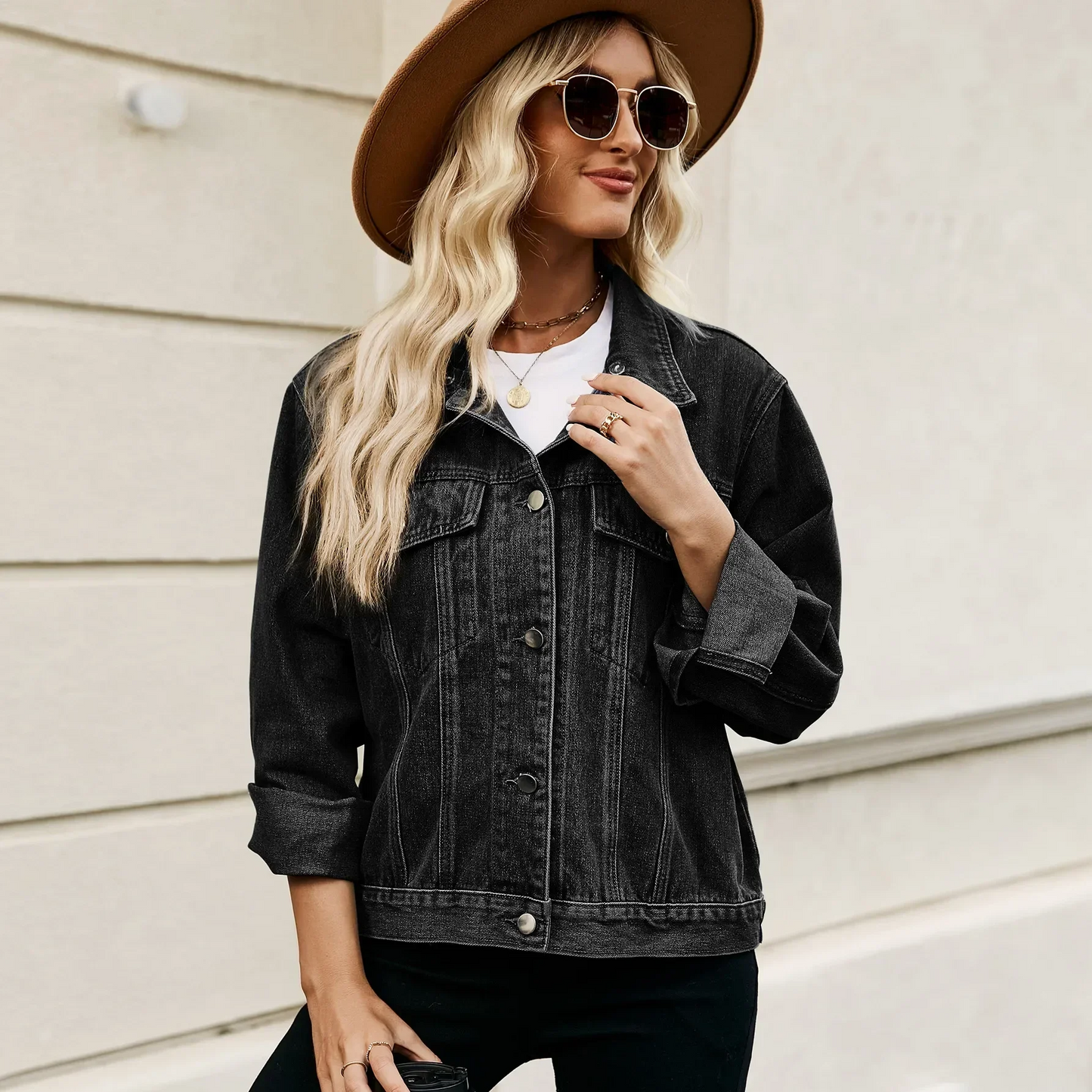 Layla™ - Stylish Hooded Denim Jacket