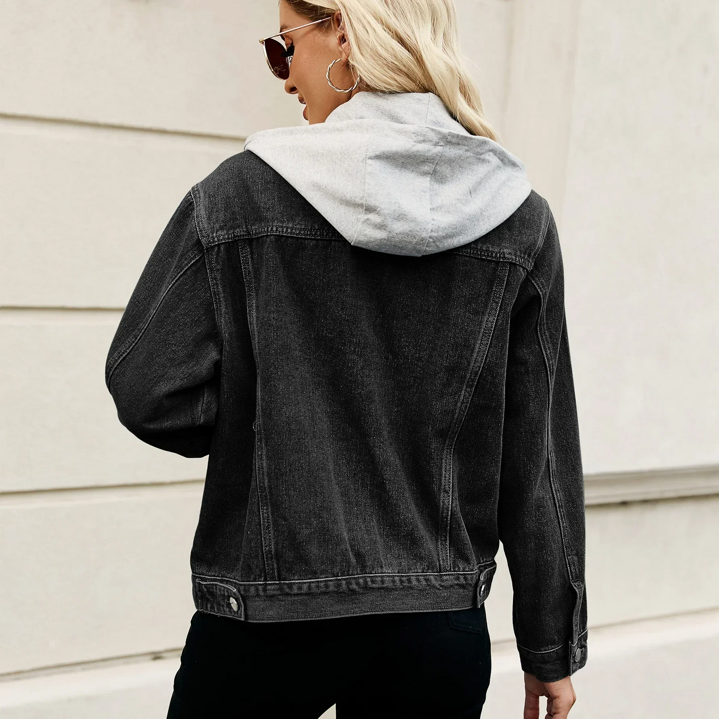 Layla™ - Stylish Hooded Denim Jacket