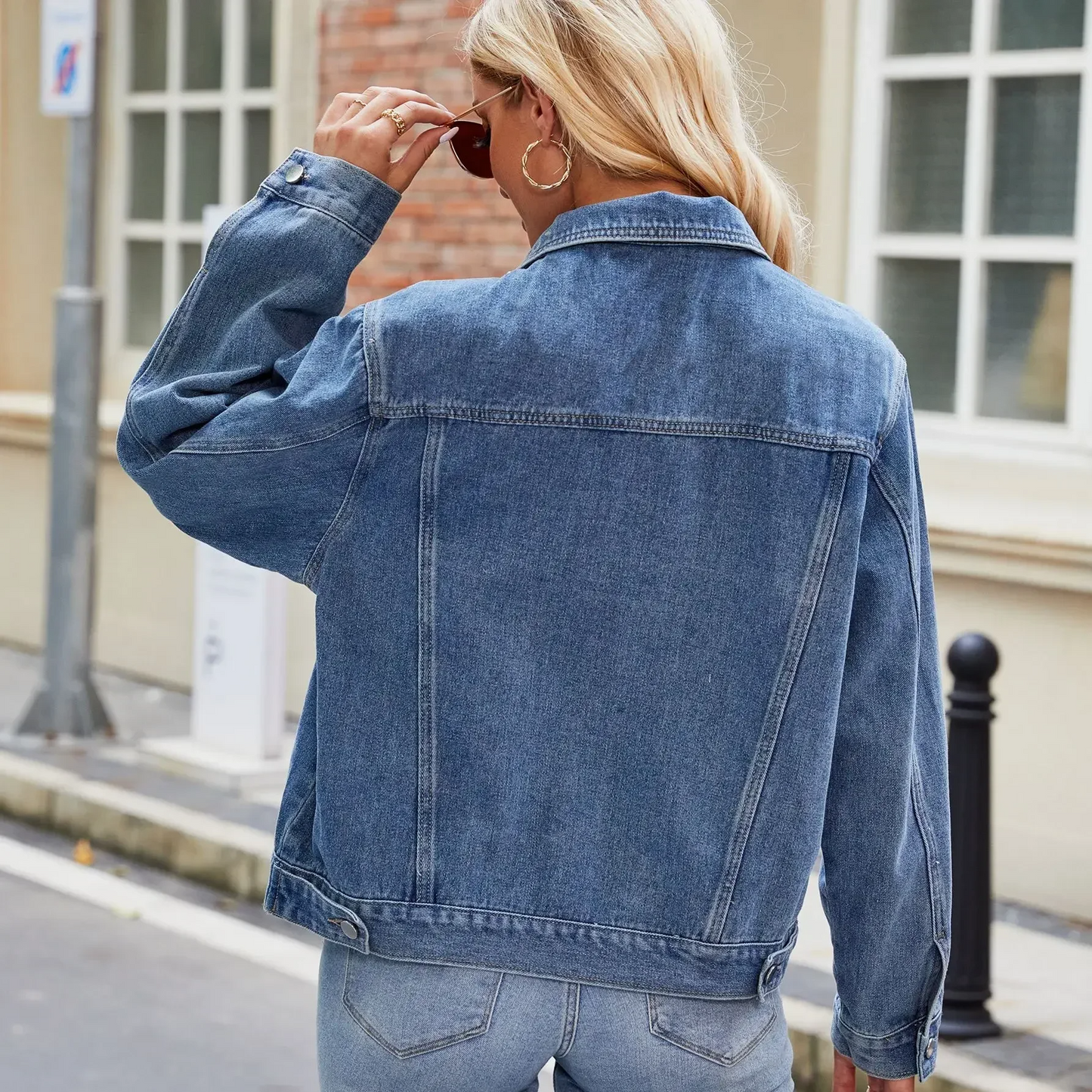 Layla™ - Stylish Hooded Denim Jacket
