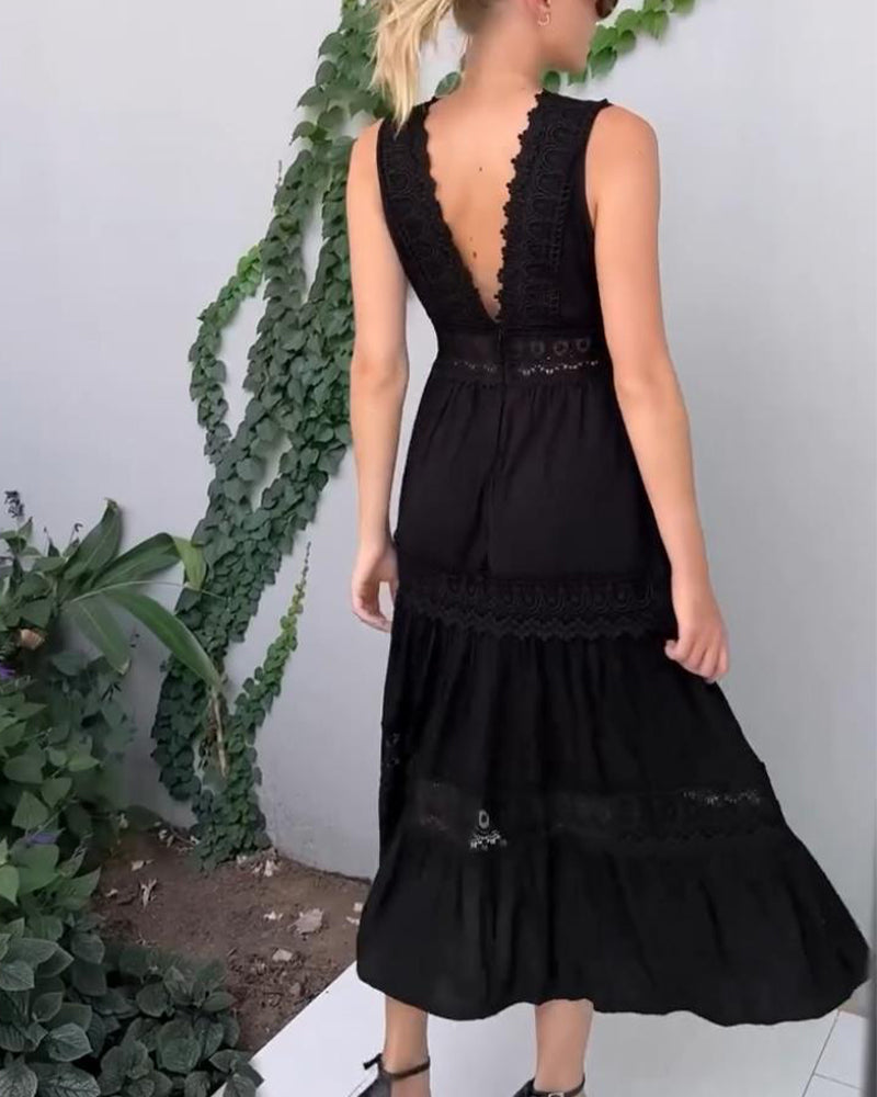 Adeline | Elegant Lace V-Neck Dress