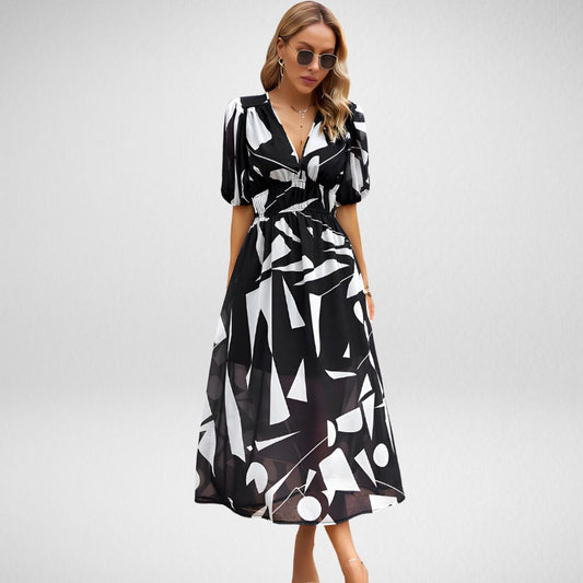 Sienna | Relaxed V-Neck Everyday Dress